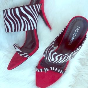 black/white 4.5 inch stiletto heel sandals